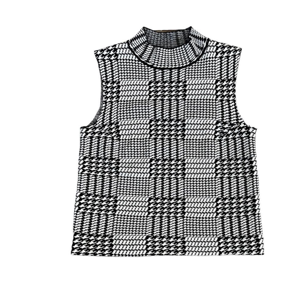 Gracia Black and White Knit Houndstooth Jacquard Mock Neck Vest